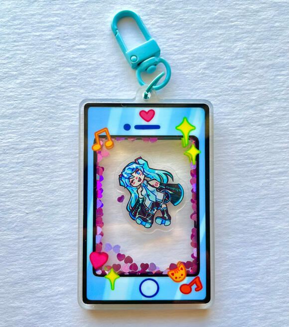 miku shaker charm